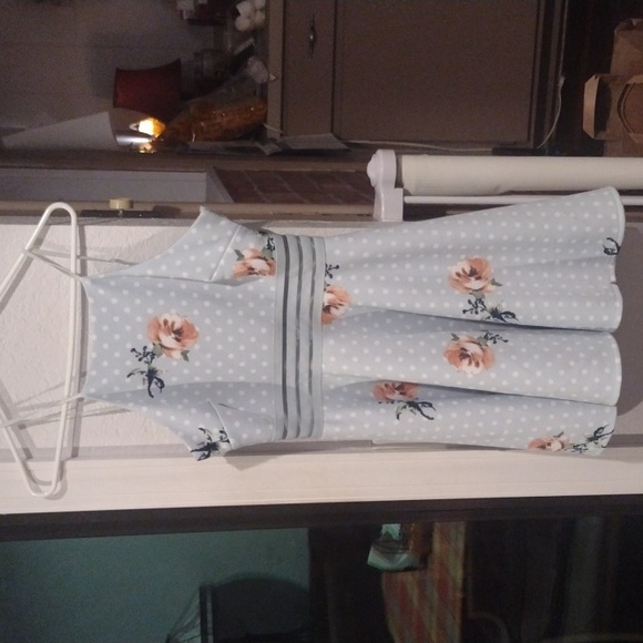 City Studios blue/gray polka dotted flower dress size 9 - Picture 1 of 10